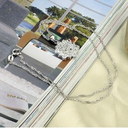 Collar De Titanio Con Baño De Platino Estrellado Para Mujer, Calidad Y Cantidad Garantizadas