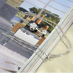 Collar De Titanio Con Baño De Platino Y Diamantes Para Mujer, De Rendimiento Confiable