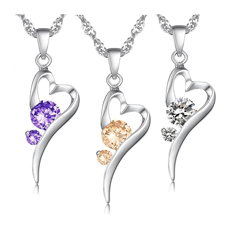 Collar De Titanio Con Baño De Platino Y Diamantes Para Mujer Con Forma De Candado. Collar De Titanio Con Baño De Platino Y Diamantes Para Mujer Con Forma De Candado.