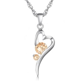 Collar De Titanio Con Baño De Platino Y Diamantes Para Mujer Con Forma De Candado.