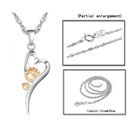Collar De Titanio Con Baño De Platino Y Diamantes Para Mujer Con Forma De Candado.
