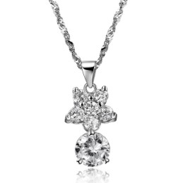 Collar De Titanio Con Baño De Platino Y Diamantes De Imitación, La Reina De La Calidad.