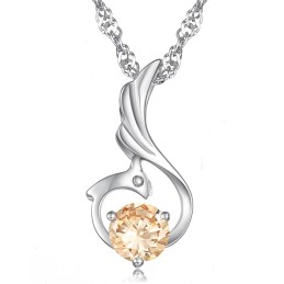 Collar De Titanio Con Baño De Platino Y Forma De Fénix Para Mujer De Excelente Calidad