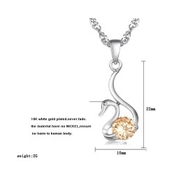 Collar De Titanio Con Baño De Platino Y Diamantes En Forma De Cisne Para Mujer De Gran Reputación.