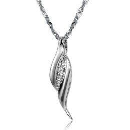 Collar De Titanio Con Baño De Platino Para Mujer, La Reina De La Calidad