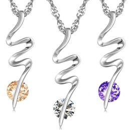 Conocido Por Su Excelente Calidad: Collar De Titanio Con Baño De Platino Y Diamantes Para Mujer.