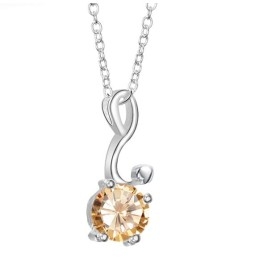 Collar De Titanio Con Baño De Platino Y Diamantes Para Mujer.