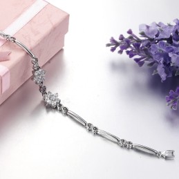 Pulsera De Titanio Con Baño De Platino Y Diamantes, Con Forma De Flor De Ciruelo, De La Reina De La Calidad.