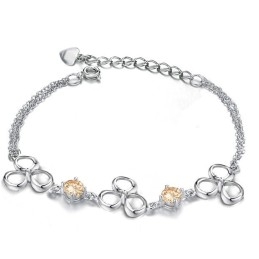 Pulsera De Titanio Con Baño De Platino Resistente A La Decoloración Para Mujer De Gran Variedad
