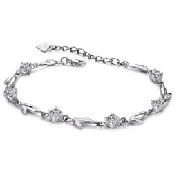 Pulsera De Titanio Con Baño De Platino Y Diamantes De Imitación, De Excelente Calidad, Con Forma De Hoja Femenina.