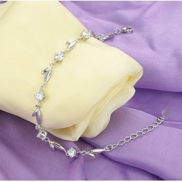 Pulsera De Titanio Con Baño De Platino Y Diamantes De Imitación, De Excelente Calidad, Con Forma De Hoja Femenina.