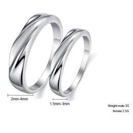 Anillo De Titanio Con Baño De Platino De Alta Calidad Para Amantes.