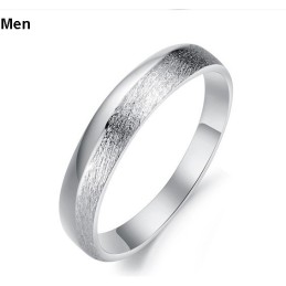 Anillo De Titanio Con Baño De Platino Y Diamantes De Imitación Para Mujer, De Renombre Mundial.