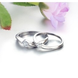 Anillo De Titanio Con Baño De Platino Y Diamantes De Imitación Para Amantes, Con Calidad Y Cantidad Garantizadas.
