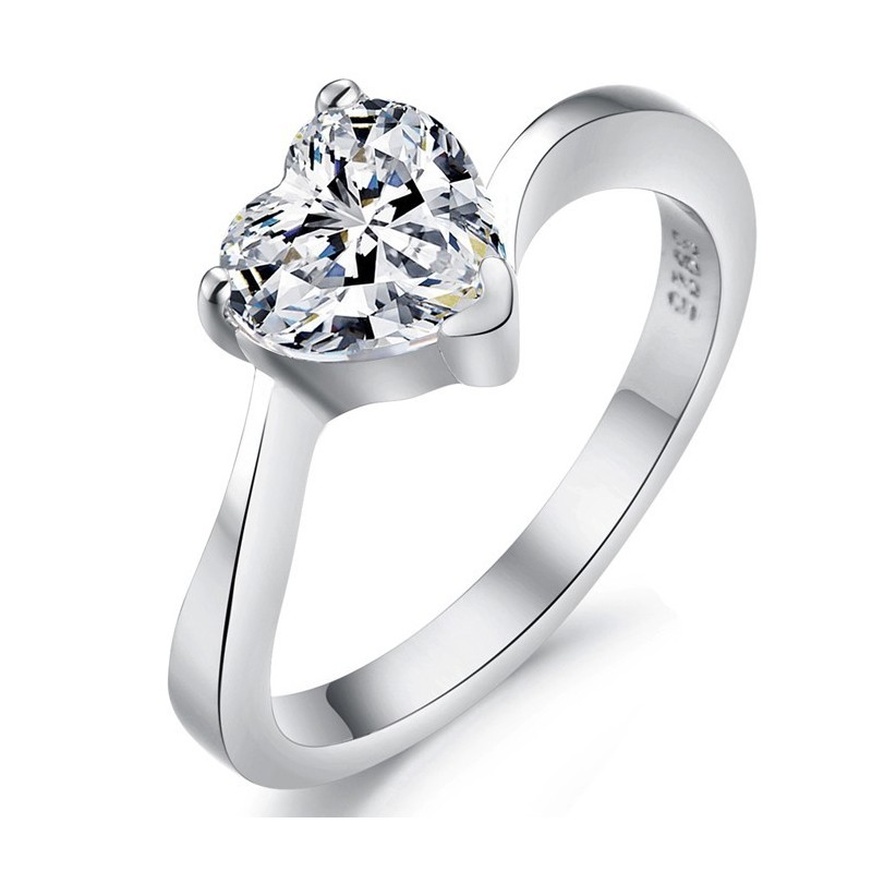 Anillo De Titanio Con Baño De Platino Y Diamantes De Imitación, Ideal Para Mujeres De Calidad.