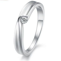 Anillo De Titanio Con Baño De Platino De Calidad Estable Para Amantes Con Diamantes De Imitación.