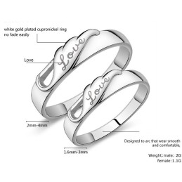 Anillo De Titanio Con Baño De Platino De Calidad Para Amantes.