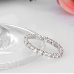 Anillo De Titanio Con Baño De Platino Para Mujer De Renombre Mundial