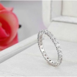 Anillo De Titanio Con Baño De Platino Para Mujer De Renombre Mundial