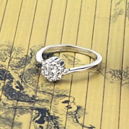 Anillo De Titanio Con Baño De Platino Y Diamantes De Imitación Para Mujer, Con Calidad Y Cantidad Garantizadas.