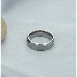 Conocido Por Su Excelente Calidad Y Su Elegante Anillo De Cerámica De Tungsteno.