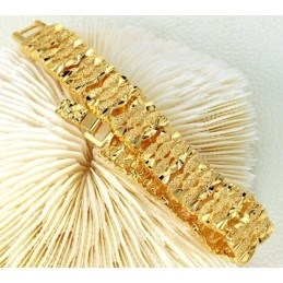 Pulsera Femenina Chapada En Oro De 18 Quilates De Renombre Mundial