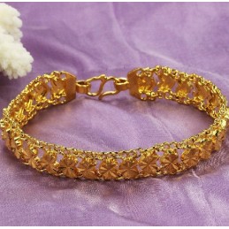 Pulsera De Corazón Para Mujer, Chapada En Oro De 18 Quilates, De Calidad Estable