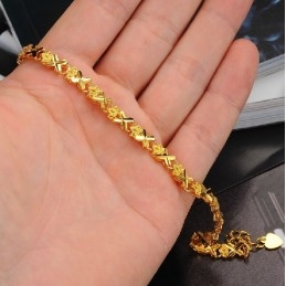 Pulsera Elegante Bañada En Oro De 18 Quilates Para Mujer "To Have A Long Story"