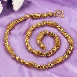 Collar Hueco Femenino Chapado En Oro De 18 Quilates De Renombre Mundial