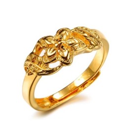 Anillo Chapado En Oro De 18 Quilates Con Diseño De Flor Femenina De Alta Calidad