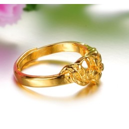Anillo Chapado En Oro De 18 Quilates Con Diseño De Flor Femenina De Alta Calidad