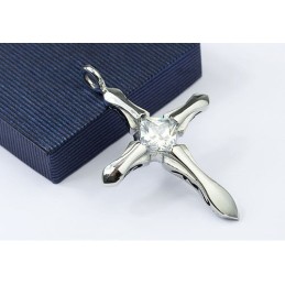 Elegante Colgante De Cruz De Titanio Para Hombre (Cadena Gratis)