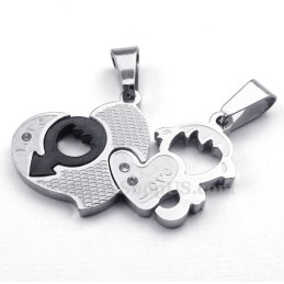 Collar De Titanio Con Colgante De Dos Corazones Para Parejas (Cadena Gratis) (Un Par)