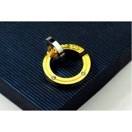 Mira Nuestro Colgante De Titanio Love Circle - Cadena Gratis