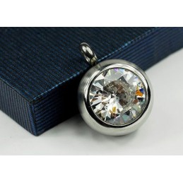 Colgante De Titanio De Moda Con Diamante - Cadena Gratis