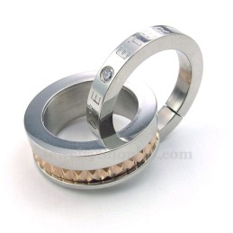 Collar Con Colgante De Círculos Entrelazados De Titanio (Cadena Gratis) (Un Par)