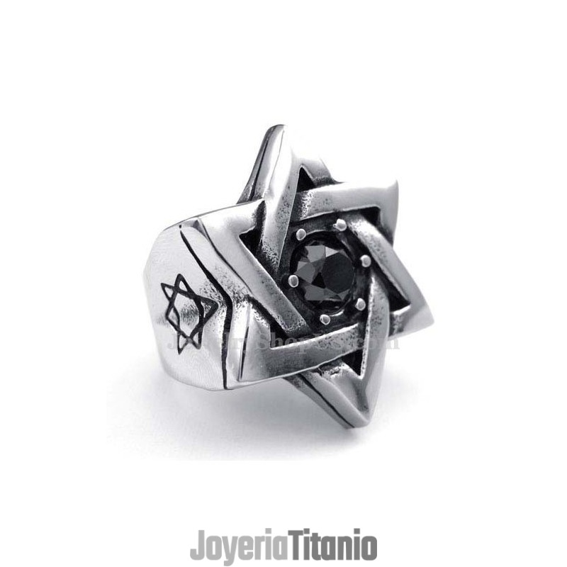 Anillo De Titanio Con Estrella De La Suerte Y Circonita Negra Anillo De Titanio Con Estrella De La Suerte Y Circonita Negra