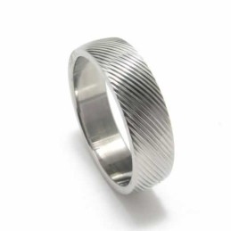 Anillo De Titanio De 6 Mm Con Veta Cruzada