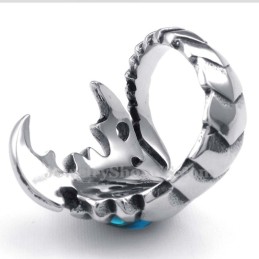 Anillo De Escorpión De Titanio Con Circonita Azul