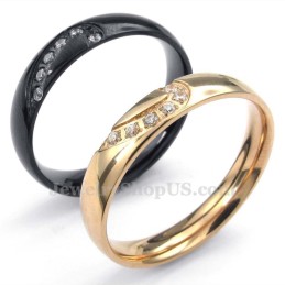 Anillo De Corazón De Titanio Negro Con Circonita Blanca