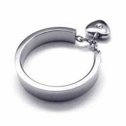 Anillo De Titanio Con Forma De Corazón De 5 Mm Engastado Con Diamantes