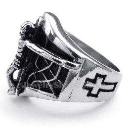 Anillo De Titanio Con Jesús En Forma De Telaraña