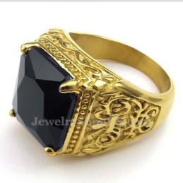 Anillo De Titanio Dorado Con Circonita Negra