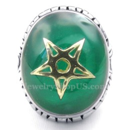Anillo De Titanio Verde Con Estrella De Cinco Puntas En Oro