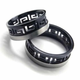 Anillo Giratorio De Titanio Negro De 7 Mm Con Llave Griega