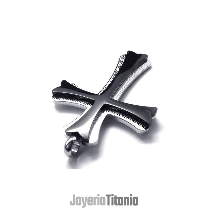 Nuevo Colgante De Titanio Con Forma De Cruz (Negro) Nuevo Colgante De Titanio Con Forma De Cruz (Negro)