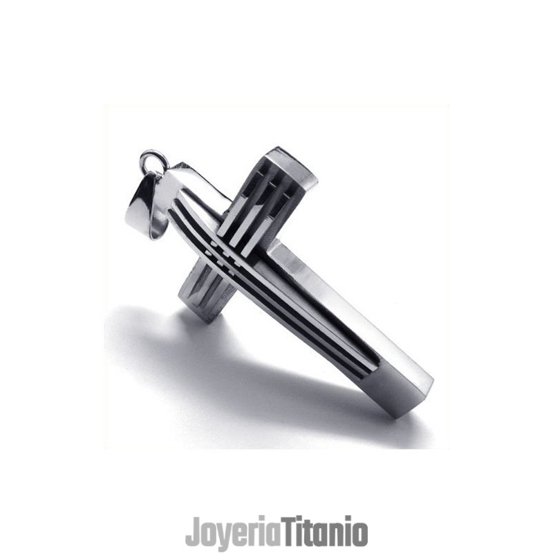 Nuevo Colgante De Titanio Con Cruz Tejida Nuevo Colgante De Titanio Con Cruz Tejida