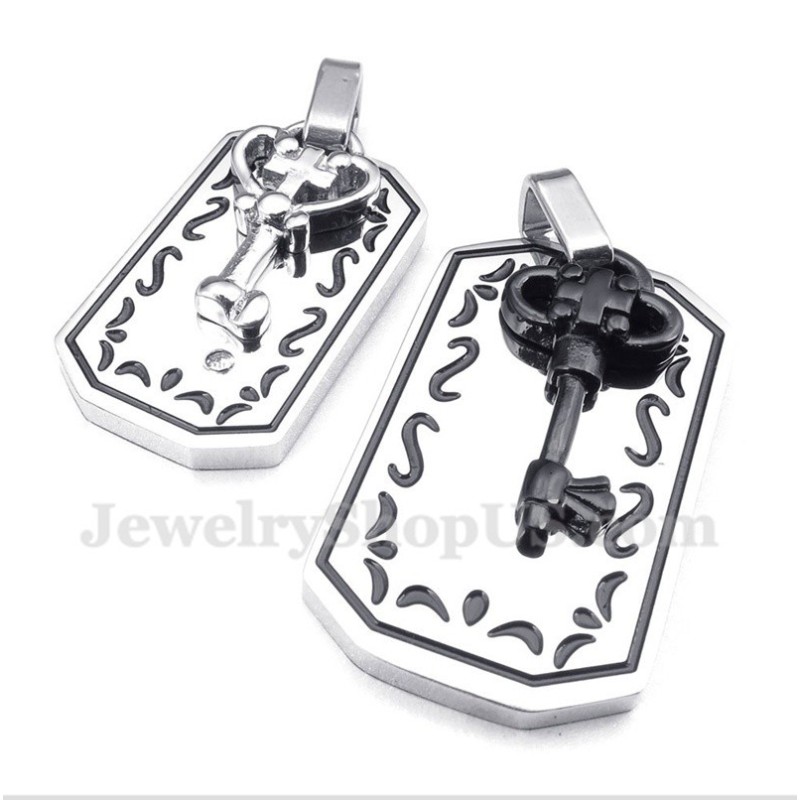 Colgante De Pareja Con Llave De Titanio Y Cadena Gratis (Un Par)