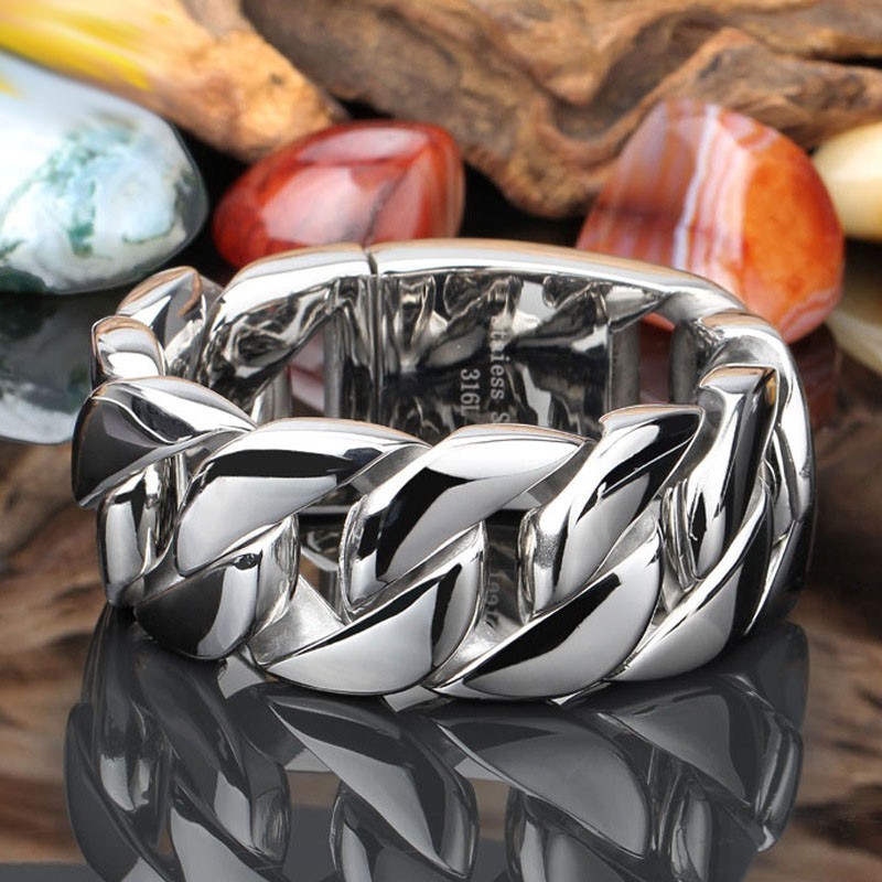 Pulsera De Cadena De Titanio Brillante Con Sección Gruesa De Moda