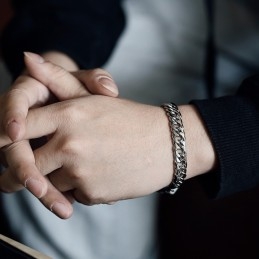 Pulsera De Titanio Con Hebilla Cuadrada Y Cadena De Vértebras Para Hombre De Tide Accessories